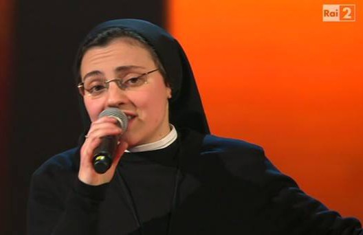 lesbian nun pics