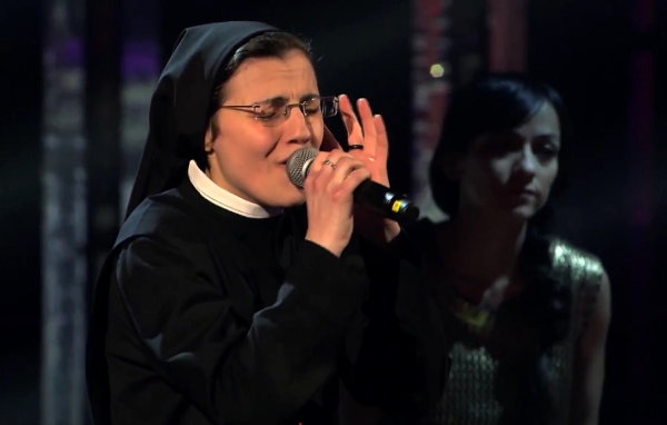 Suor-Cristina-Scuccia-Vs-Benedetta-Giovagnini-on-The-Voice-of-Italy