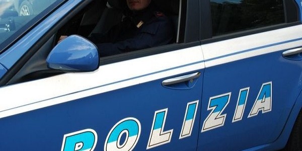 Ladri sorpresi in casa: arrestati