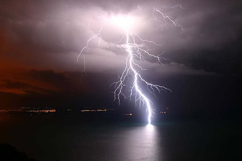 Meteo, per il weekend allerta alluvione