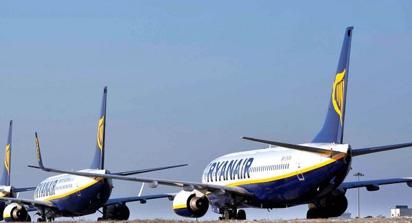 Ryanair, cancellato volo