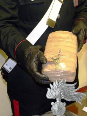 droga_carabinieri_13feb15