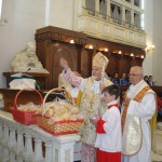 Il vescovo Urso benedice il pane di San Giuseppe edizione 2014