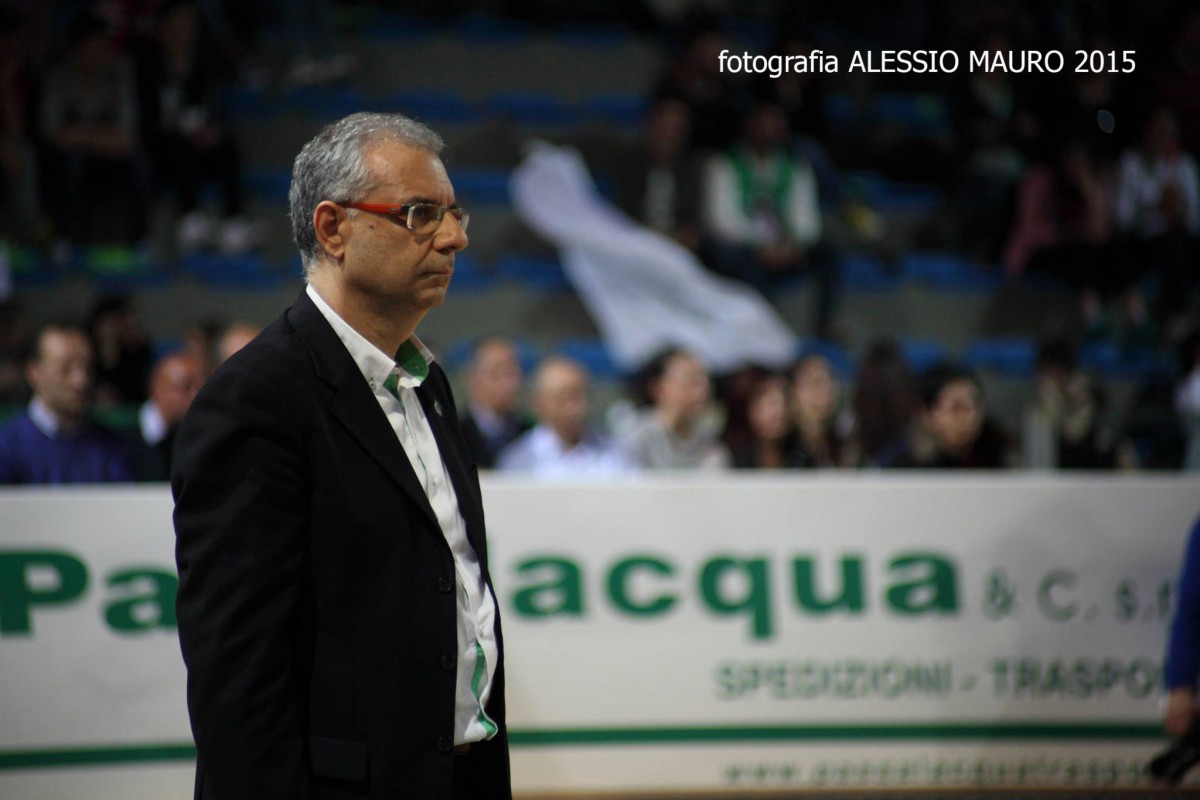 Esonerato coach Molino