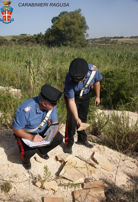 Scempio nella necropoli di Passo Marinaro