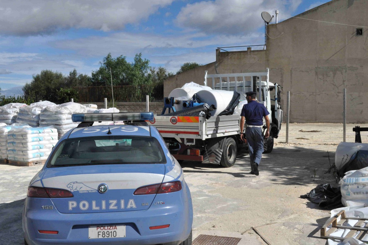 polizia - furto plastica