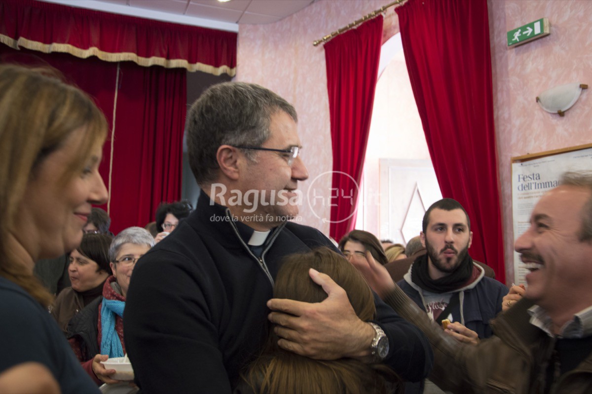 il saluto a don Corrado