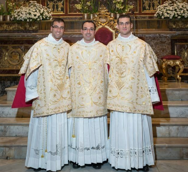 Tre nuovi sacerdoti per la Chiesa iblea