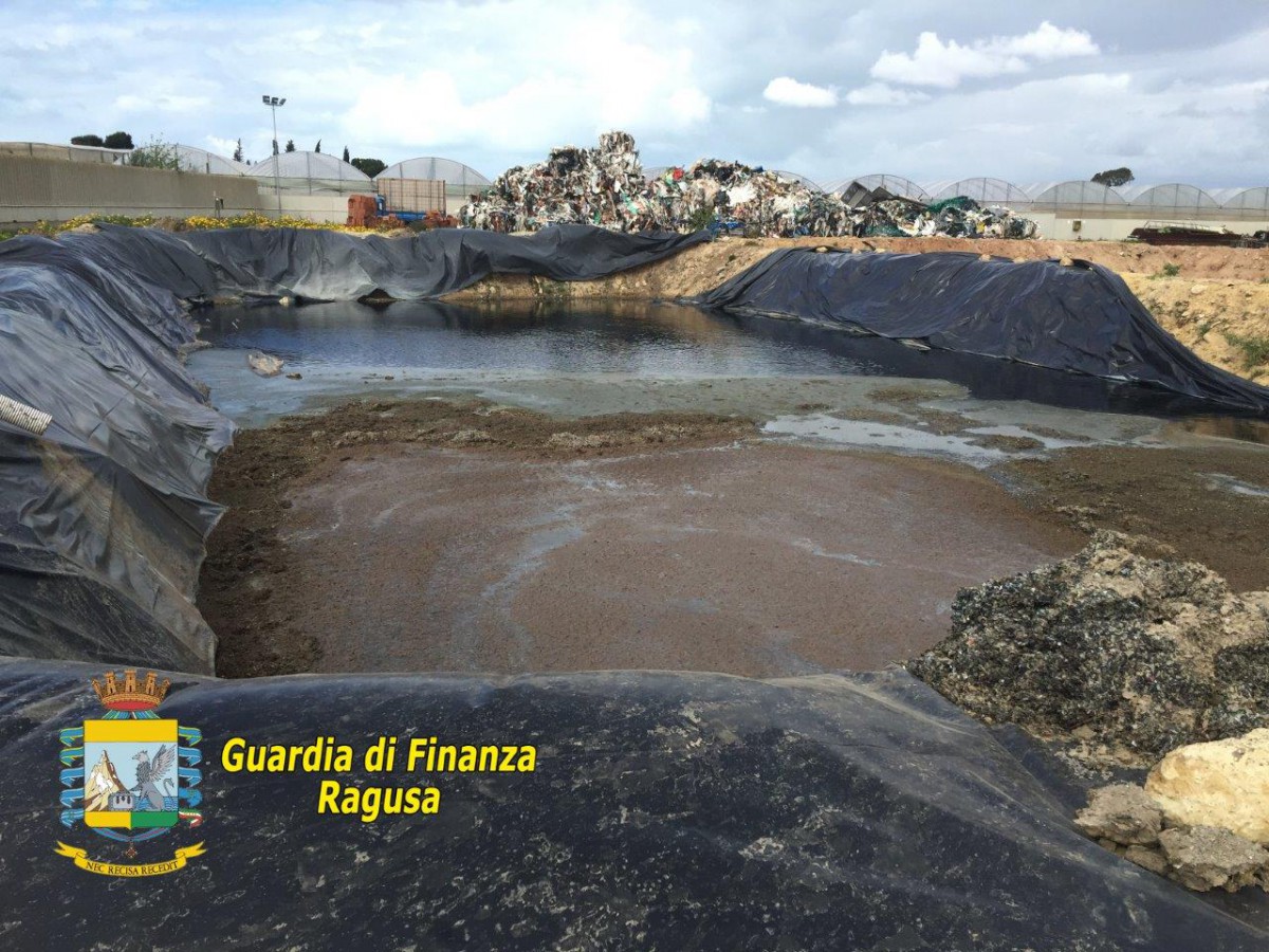 Discarica Rifiuti speciali, sequestrata discarica