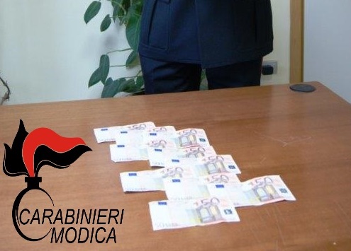 Arrestato con 500 euro nelle mutande