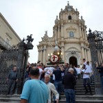 San Giorgio 2017 l’uscita dal Duomo