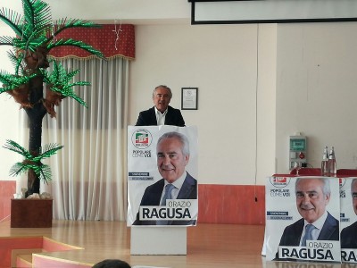 L'on. Orazio Ragusa riunione programmatica a Modica