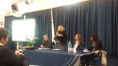 La presentazione del progetto "Attenti al lupo" all'istituto Caruano