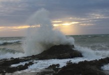 Vento forte e mareggiate, attivato presidio di protezione civile a Marina