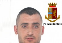 Rapina a mano armata al titolare di un bar, arrestato albanese irregolare