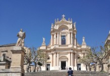 Denunciati i vandali che hanno imbrattato la scalinata di San Giovanni, a Modica