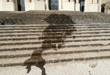 Atti vandalici a Modica, olio sulla splendida scalinata di San Giovanni