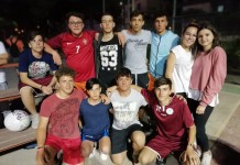 La squadra “Ac pruvamu” vince la terza edizione del torneo misto di calcio balilla umano