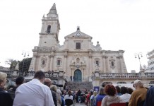 Cultura: a Ragusa i libri riempiono le piazze. Pienone di pubblico per “A Tutto Volume”
