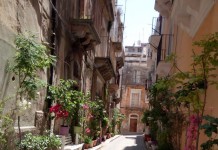 Ragusa, quel vicolo ‘verde’ che affascina i turisti