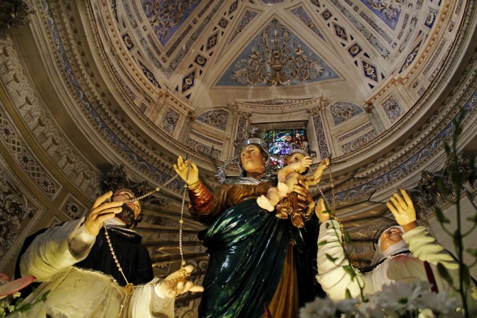 Madonna del Rosario all'Ecce Homo
