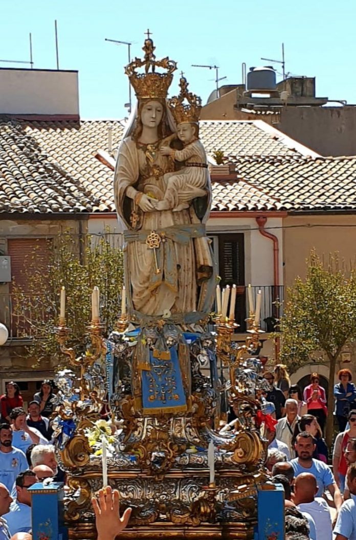 Il simulacro di Maria Santissima di Gulfi durante la Salita di domenica scorsa