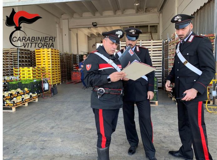 carabinieri mercato vittoria 1