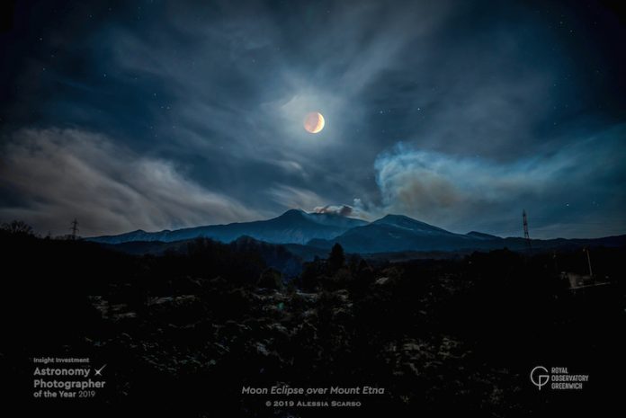 Alessia Scarso Moon Eclipse over Mount Etna_press_web