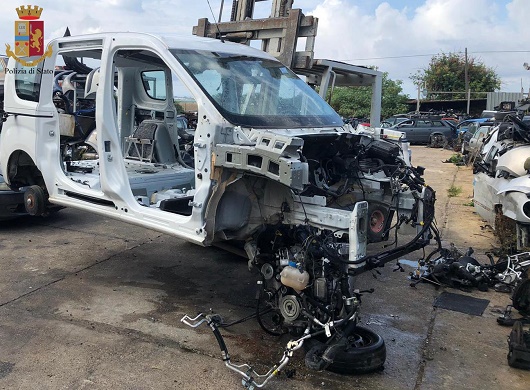 polizia ragusa auto rubata RID