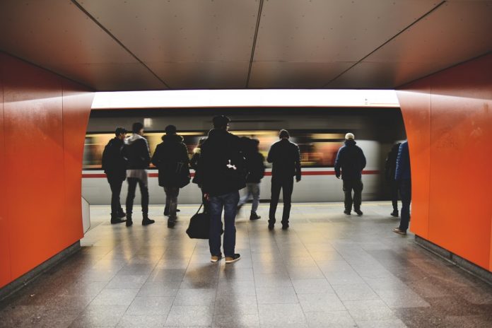 metro-1834911_1280