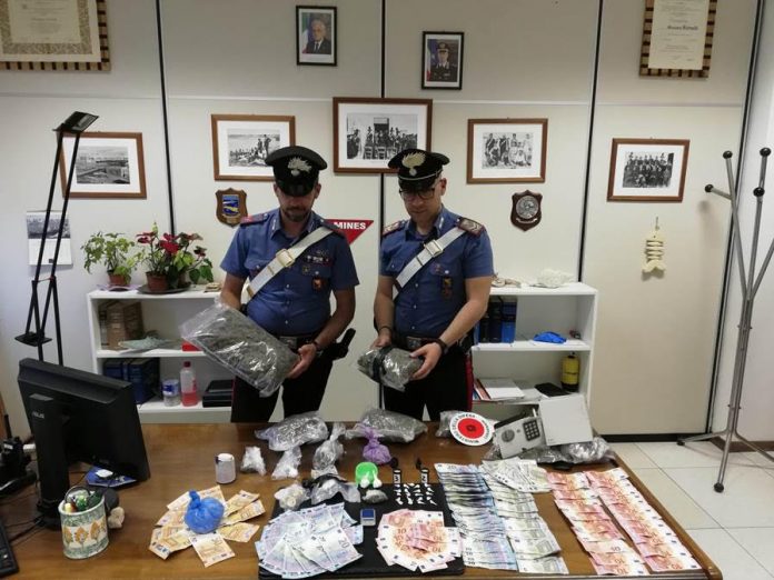 carabinieri modica droga
