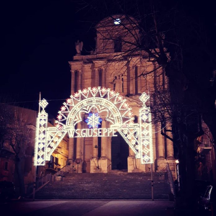 Le luminarie di San Giuseppe a Ragusa