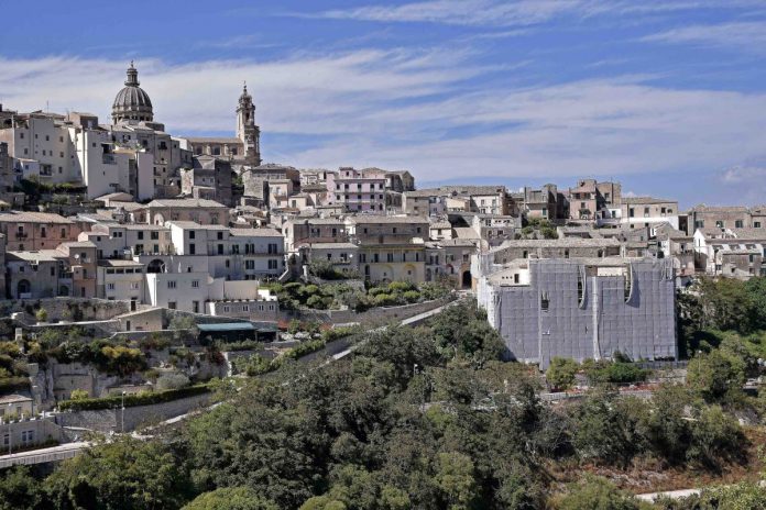 L'ex convento di Ibla e i lavori infiniti (1)