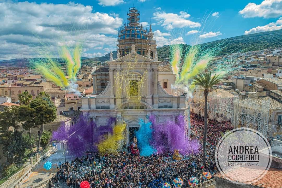 Decine di migliaia di persone per la 'Paci' a Comiso