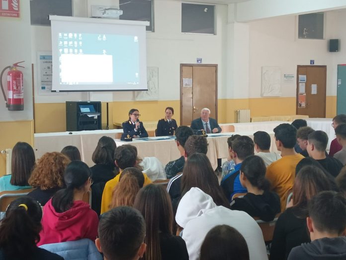 2023.5.25 minori scomparsi foto (3)
