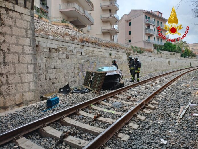 auto precipita a Ragusa