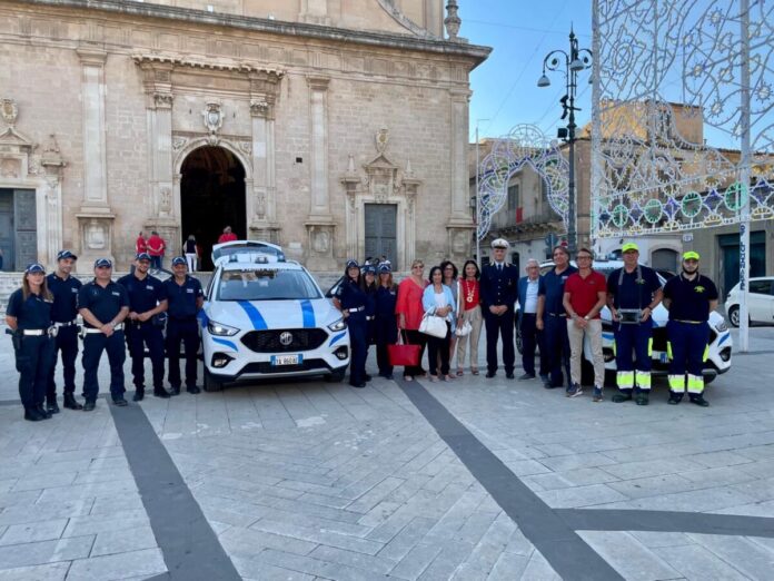 Foto nuove macchine Polizia Locale 2
