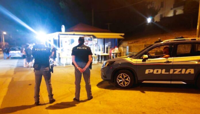 Polizia, controlli notturni