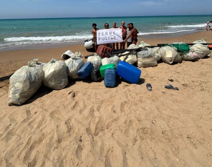 Terre Pulite con rifiuti Kamarina