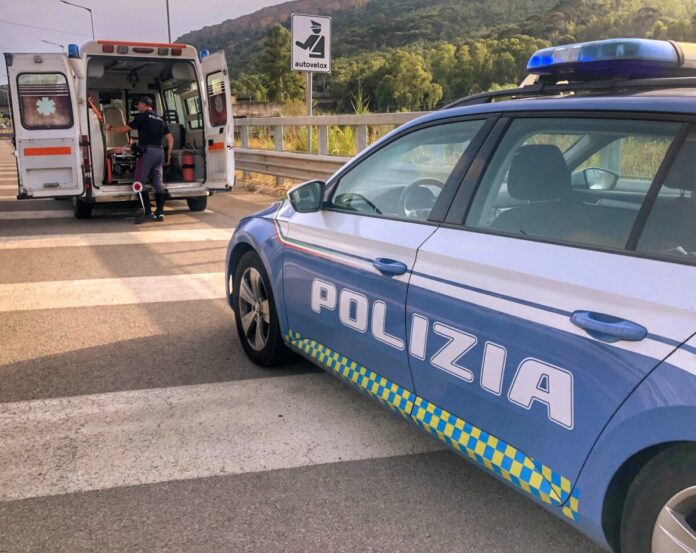 polizia stradale e ambulanza, CL