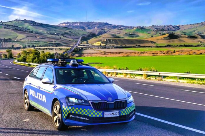 polizia stradale, caltanissetta