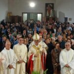 La comunità in festa con il vescovo per i 60 anni