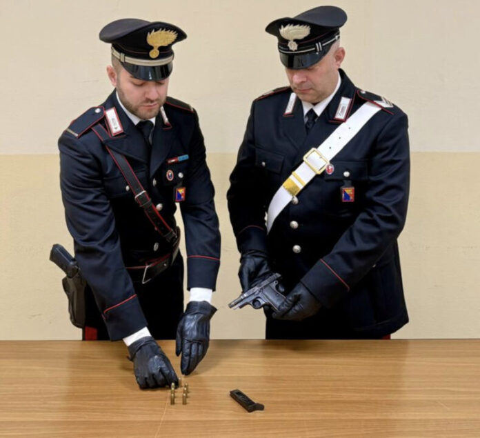 pistola sequestrata, Gela