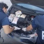 INTERCETTATI IN AUTOSTRADA CON 27,7 KG DI STUPEFACENTI TRA COCAINA E HASHISH CORRIERI DELLA DROGA ARRESTATI DALLA POLIZIA DI STATO 1