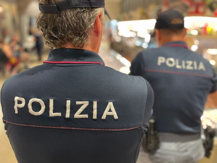 Polizia, controlli ristorazione CT