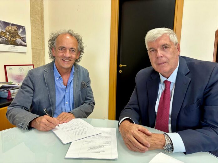 Da sinistra, il dottore Celesia e il Direttore generale Giuseppe Drago