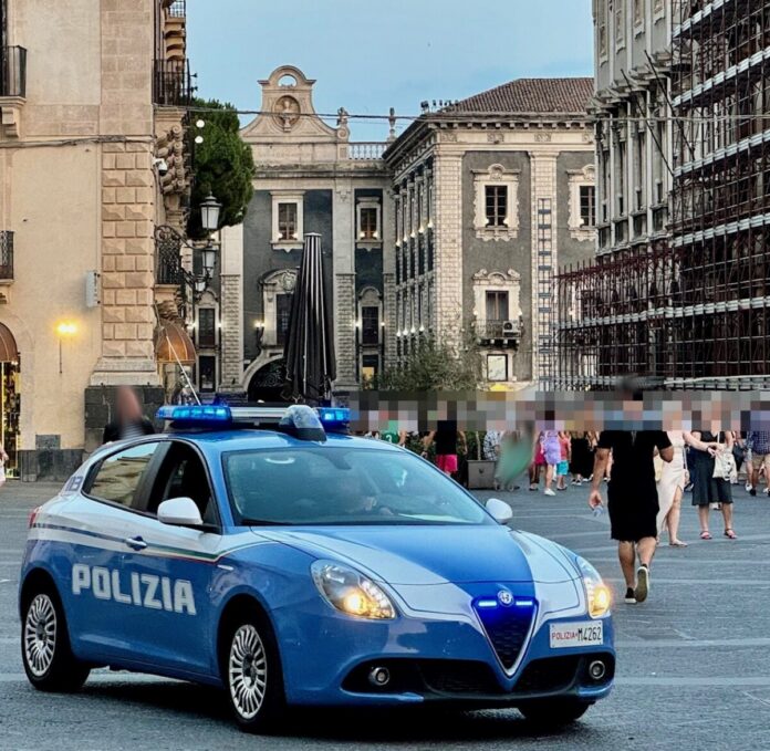 Catania, Polizia nel centro storico