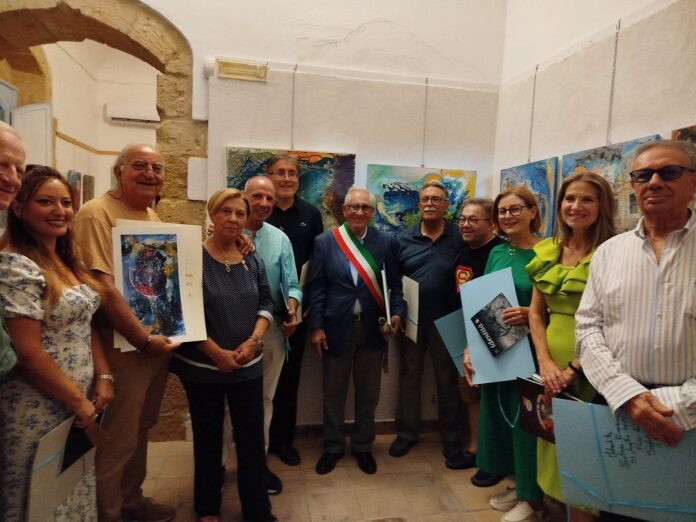 B Nicosia, mostra