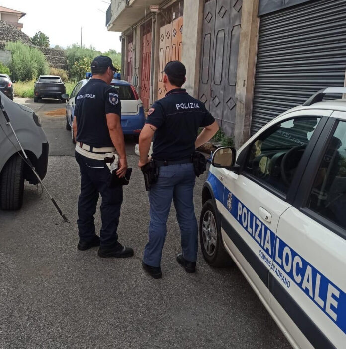 CANI UCCISI E TORTURATI, 47ENNE FERMATO E DENUNCIATO DALLA POLIZIA DI STATO AD ADRANO