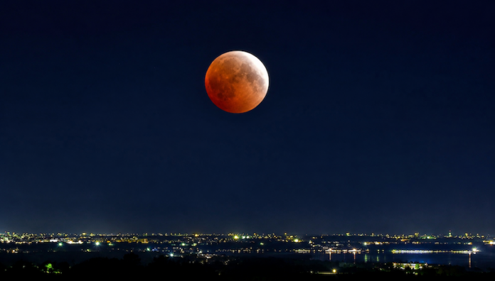 Eclissi lunare, IA